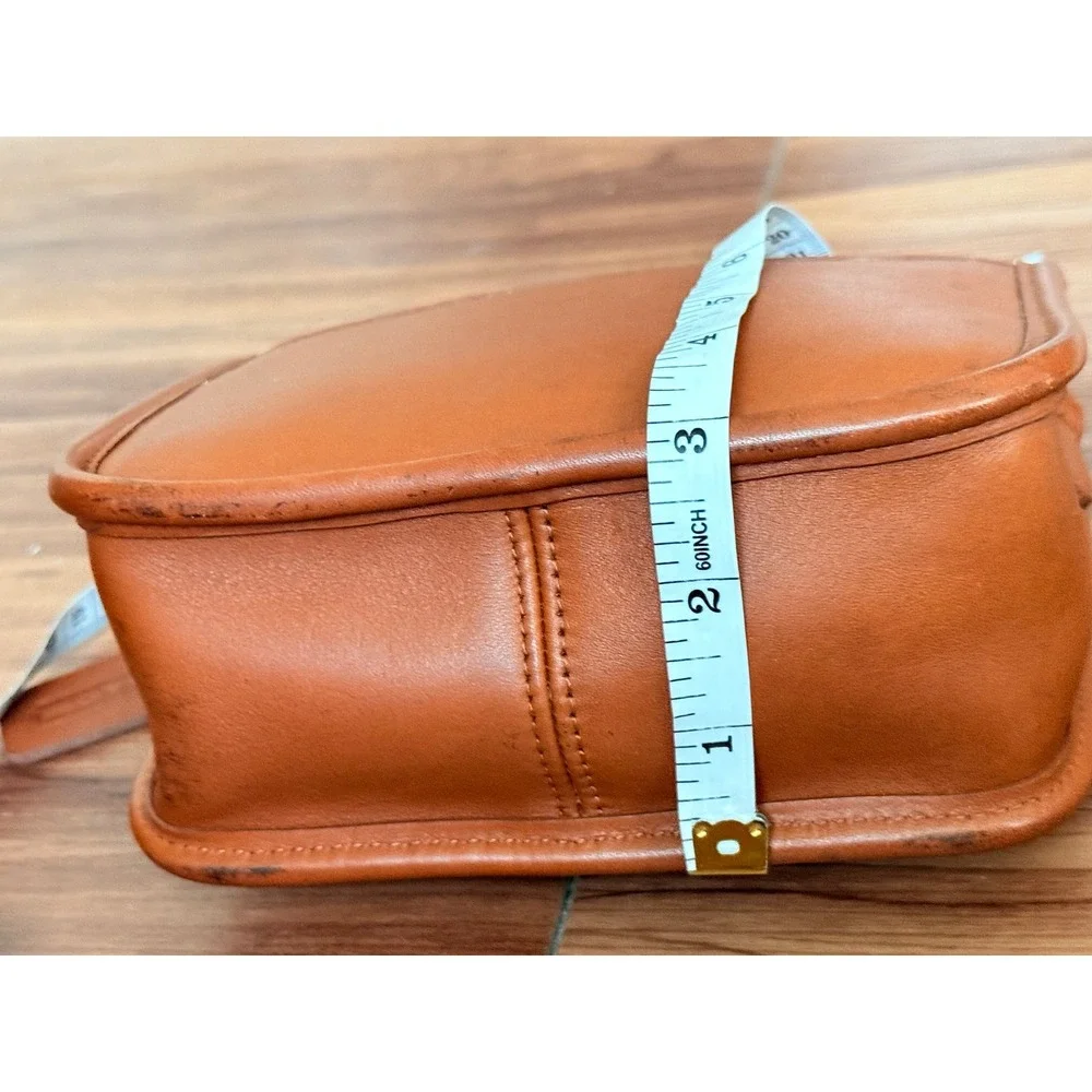 Vintage Coach Leather Mini Willis Winnie No.B7C-9023 British Tan Dowel Top - Picture 5 of 12